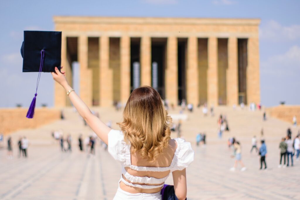 How to Achieve Top Grades in A-Levels: The Ultimate Guide to Academic Success